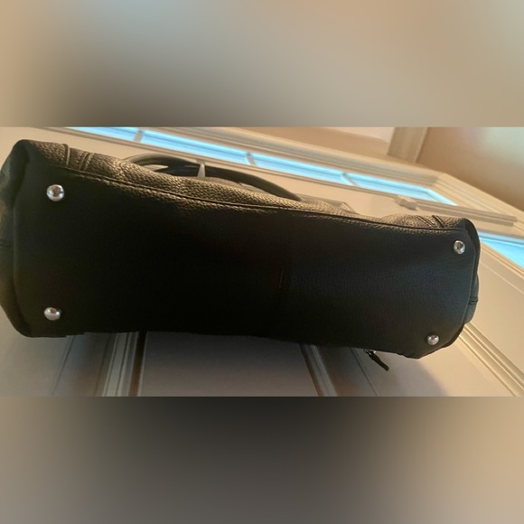 Lodis Versatile Black Leather Tote - Picture 7 of 7